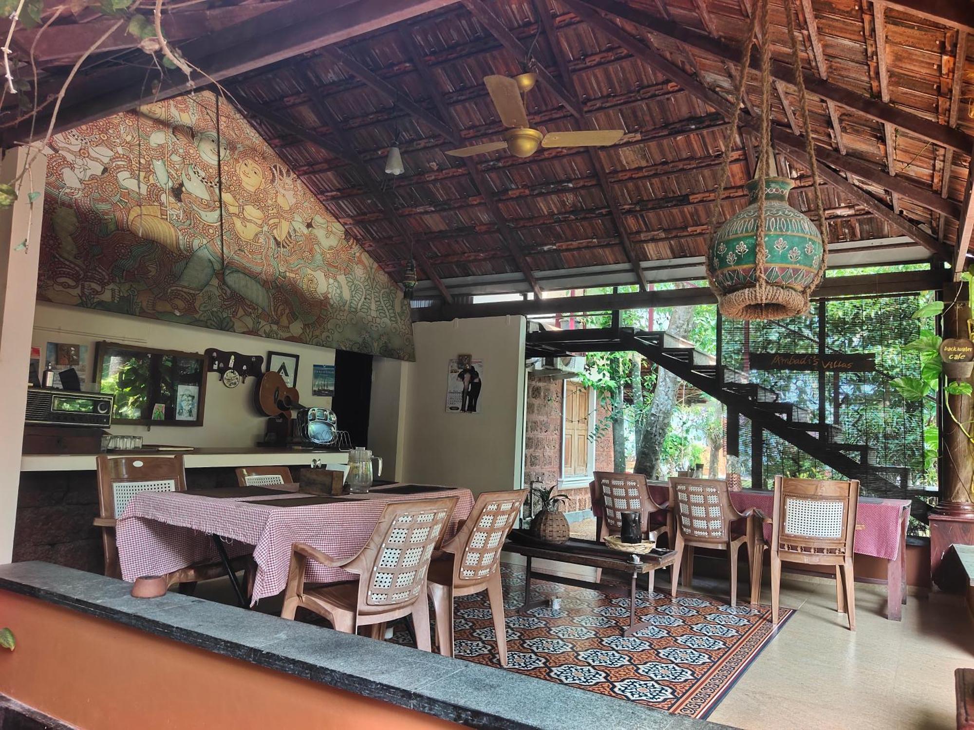 Ambadi'S Villa -Lake View Resort Pallipuram Eksteriør billede