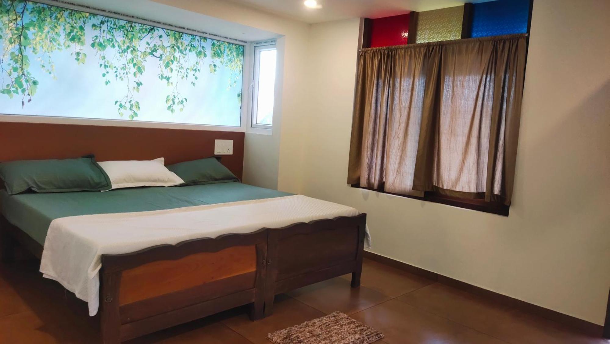 Ambadi'S Villa -Lake View Resort Pallipuram Eksteriør billede