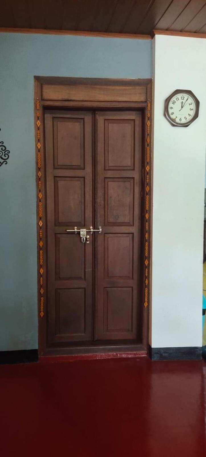 Ambadi'S Villa -Lake View Resort Pallipuram Eksteriør billede